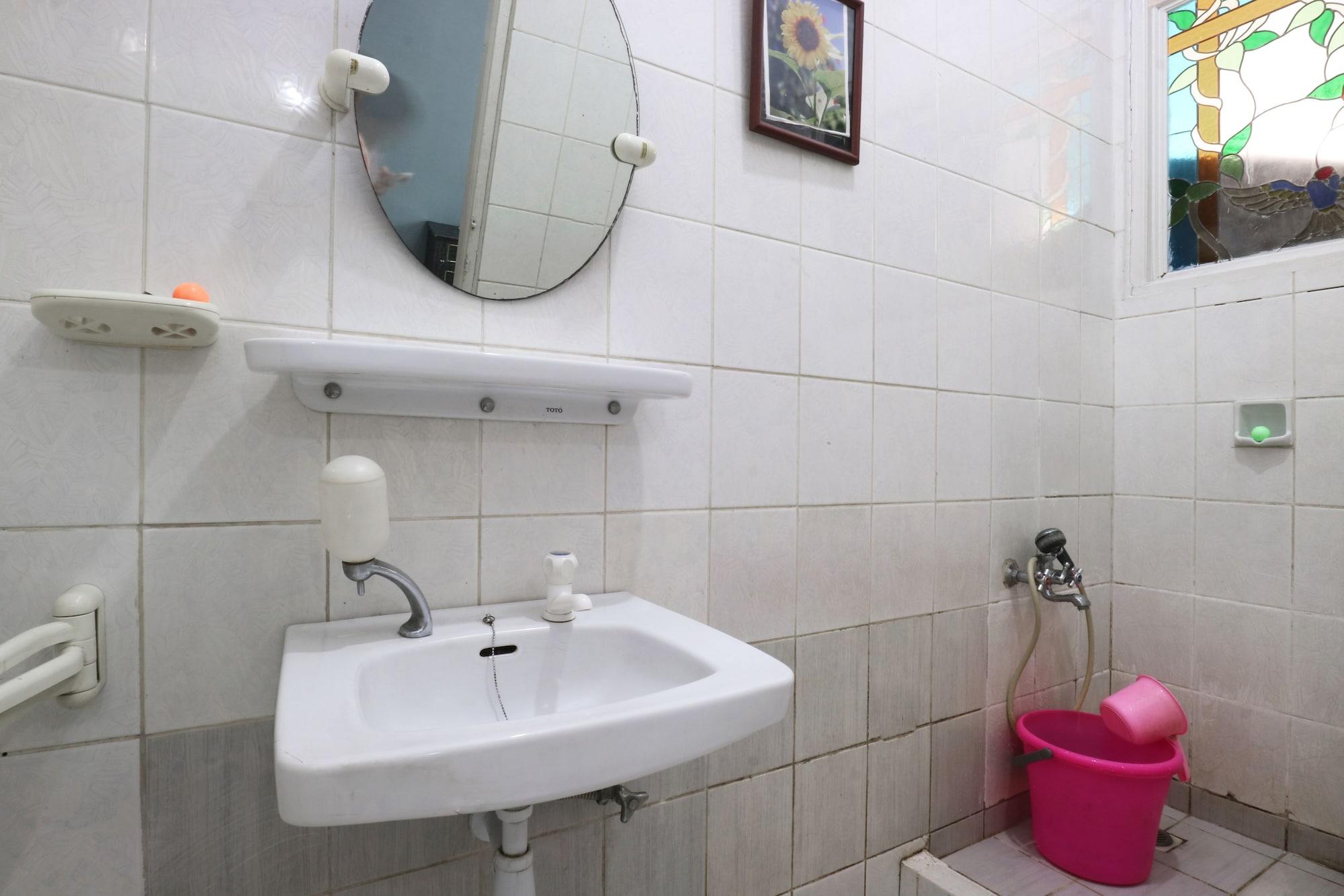 Villa Sri Manganti Jakarta Ngoại thất bức ảnh